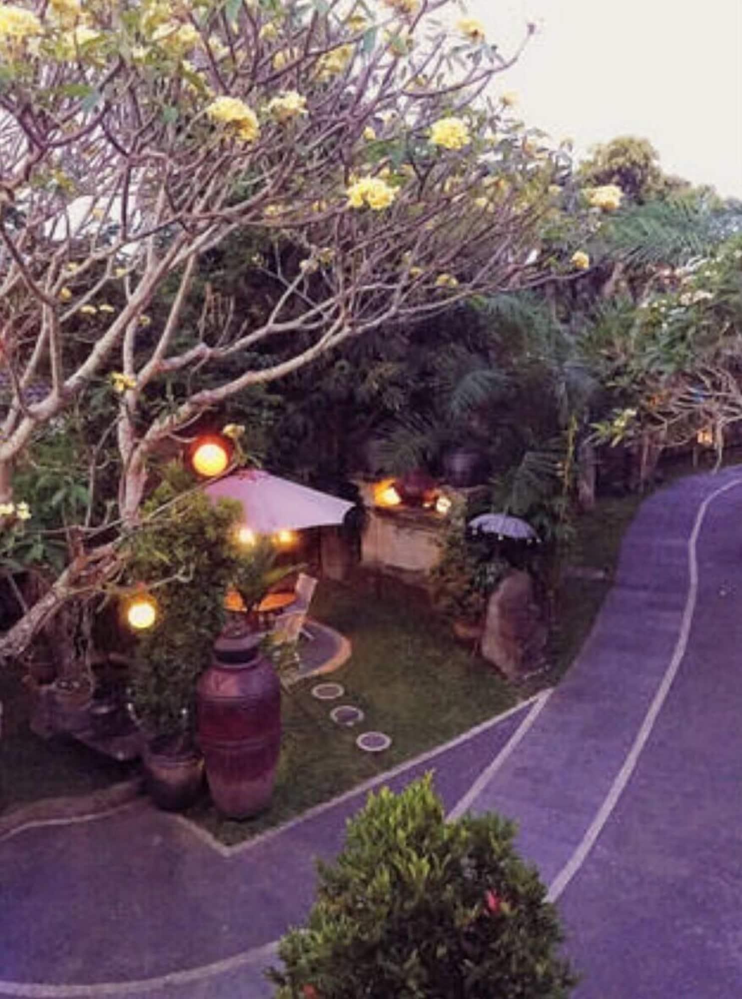 Tukad White House Hotel Ubud  Exterior photo