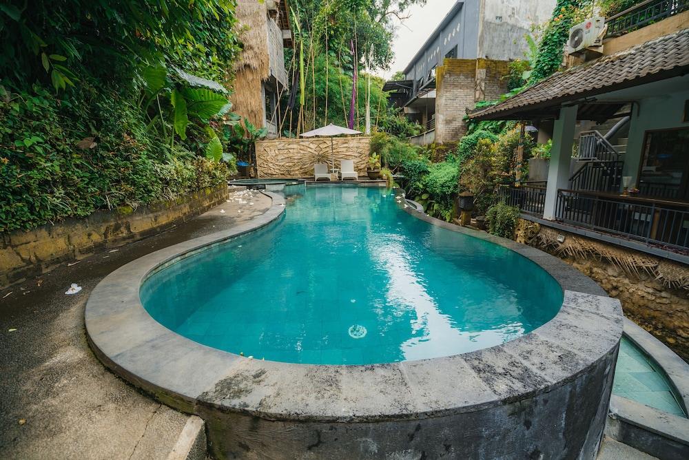 Tukad White House Hotel Ubud  Exterior photo